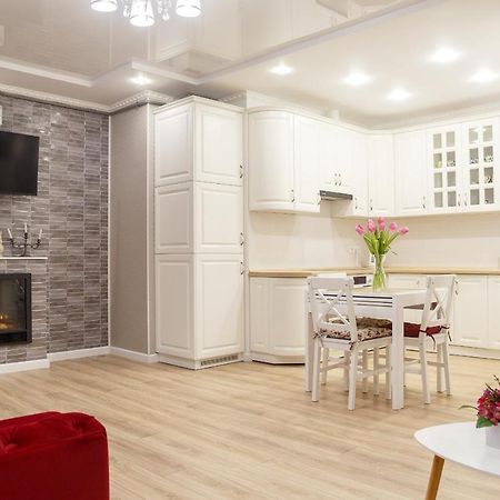 Vip- Elite Lemberg Apartments Esterno foto