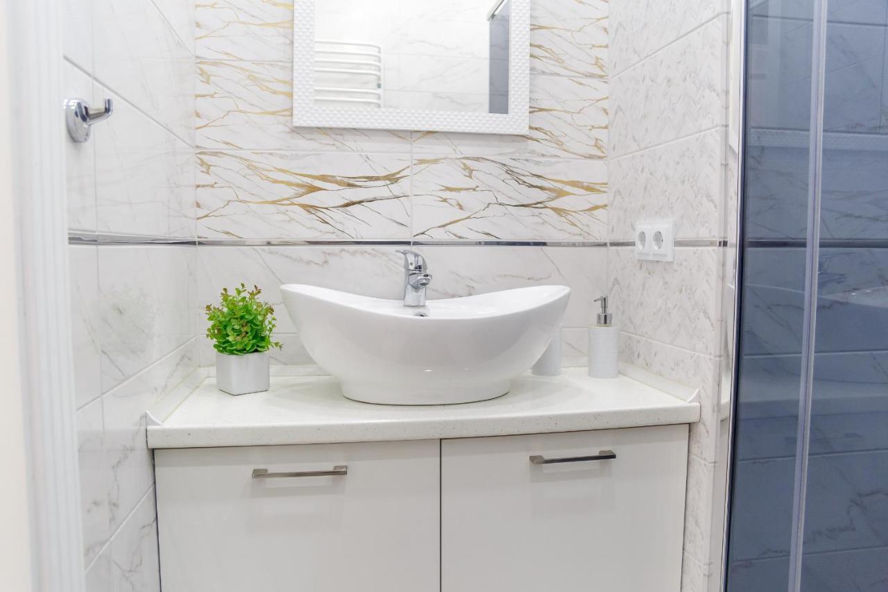 Vip- Elite Lemberg Apartments Esterno foto