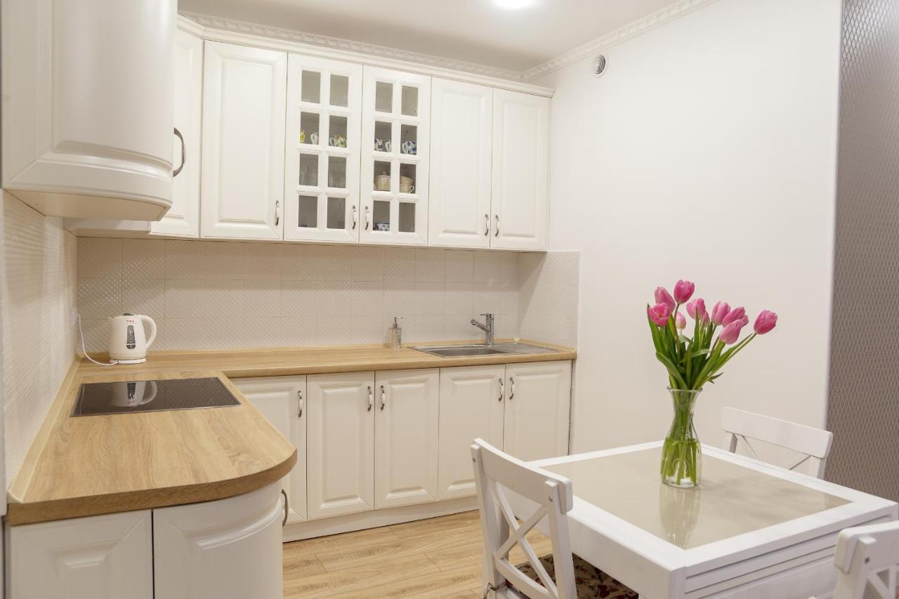 Vip- Elite Lemberg Apartments Esterno foto